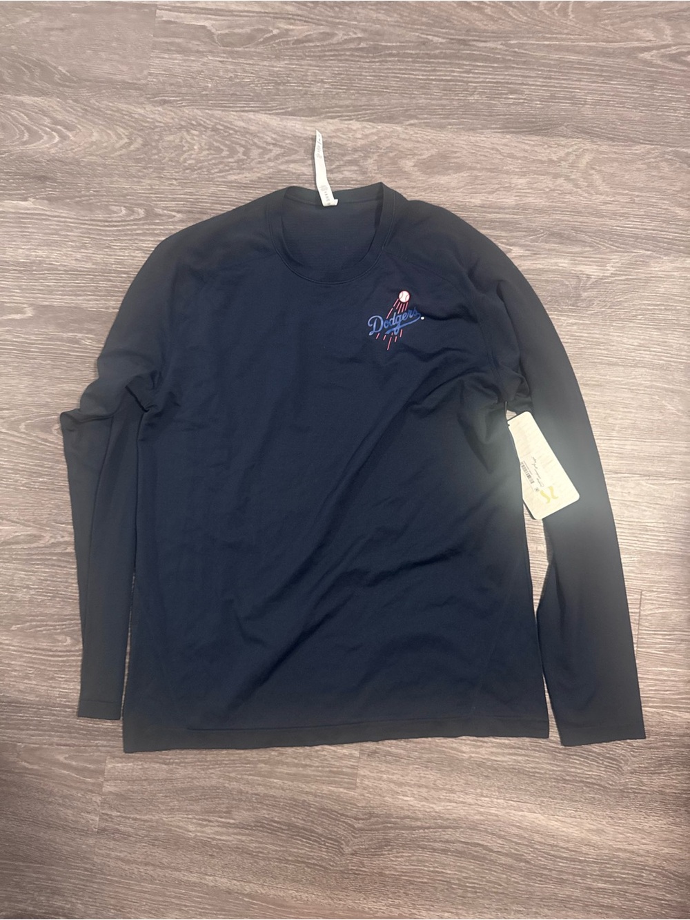 lululemon athletica Metal Vent Tech Longsleeve XL Los Angeles Dodgers NWT